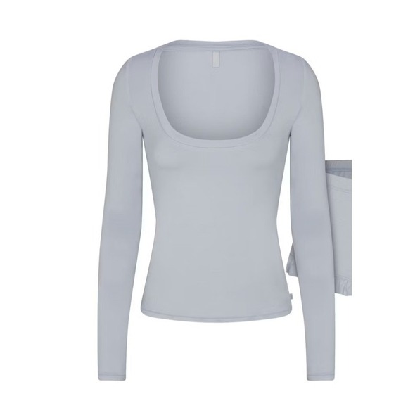 SKIMS Tops - Skims Sleep Scoop Neck Top Sleep ST-SST-11138W Zen Blue Medium